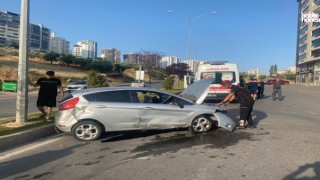 Kahramanmaraş’ta Otomobillerin Çarpıştığı Kazada Bir Kişi Yaralandı