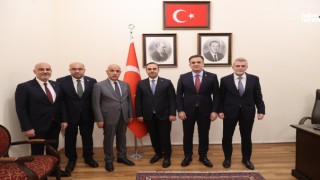 Kahramanmaraş’ın Geleceği Masada: AK Parti Heyeti, Bakan Kacır ile Görüştü