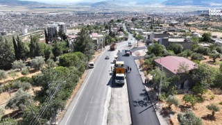 Kahramanmaraş’ta Yedikuyular Yolu Genişletiliyor: Asfalt Serimi Başladı