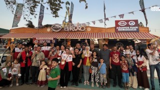 Kahramanmaraş’ta Görme Engelliler Fuarın Keyfini Gönüllü Gençlerle Çıkardı