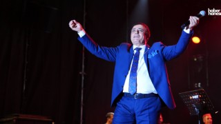 Mahmut Tuncer, Kahramanmaraş Ağustos Fuarı’nda On Binleri Coşturdu