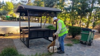 Kahramanmaraş’ta Park ve Bahçelerde Sonbahar Temizliği