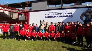 Kahramanmaraş'ı Dünya Karakucak Güreş Şampiyonası Heyecanı Sardı