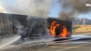 Kahramanmaraş’ta Otoyolda Alevler Yükseldi: TIR Küle Döndü