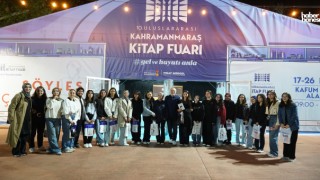 Tarık Tufan, Kahramanmaraş Kitap Fuarı’nda Okurlarla Buluştu