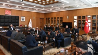 Başkan Görgel, Halk Günü Buluşmalarında Vatandaşların Taleplerini Dinledi