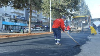 Kahramanmaraş Büyükşehir Belediyesi’nden Azerbaycan Bulvarı’na Sıcak Asfalt Dokunuşu