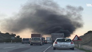 Kahramanmaraş'ta Minibüs Yangını: Araç Küle Döndü