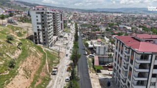 Kahramanmaraş Büyükşehir, Dulkadiroğlu’nda Şeyh Şamil ve Vezir Hoca Bulvarlarını Sıcak Asfaltla Buluşturuyor