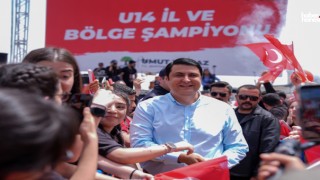Şehitkamil’de 19 Mayıs Coşkusu Touche Konseriyle Zirveye Çıktı
