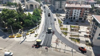 Kahramanmaraş Büyükşehir, Zübeyde Hanım’da İkinci Etaba Başladı; Son Kat Asfalt Seriliyor
