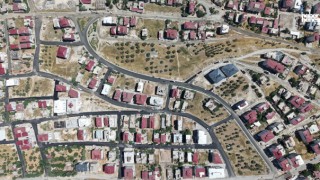 Kahramanmaraş Büyükşehir’in Aslanbey Mahallesi’ndeki Asfalt Mesaisi Sürüyor