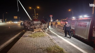 Kahramanmaraş’ta Ağcalı Kavşağı’nda Korkutan Kaza! Hurdaya Dönen Otomobilden Yaralı Kurtarıldı