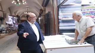 Başkan Akpınar, Restorasyonu Tamamlanan Tarihî Çarşıda İncelemelerde Bulundu