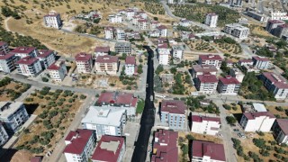 Kahramanmaraş Büyükşehir, Dulkadiroğlu Ballıca Mahallesi’nde Asfalt Mesaisini Sürdürüyor