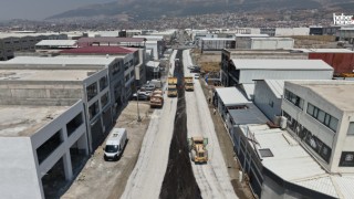 Kahramanmaraş Büyükşehir, Yeni Sanayi Sitesi’nde Asfalt Mesaisi Sürüyor
