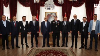 AK Parti Kahramanmaraş Heyeti İl Jandarma Komutanı Tataroğlu’nu Ziyaret Etti