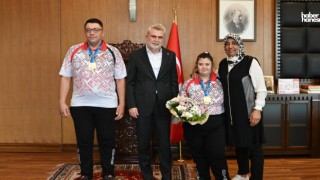 Başkan Görgel, Judo Dünya Şampiyonu Zeynep Sude’yi Misafir Etti