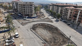 Kahramanmaraş Büyükşehir’den Müftülük Meydanı’nda Ulaşımı Rahatlatacak Düzenleme