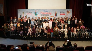 Uluslararası Dünya Hikâye Anlatıcıları Şöleni Büyük Bir Coşkuyla Başladı