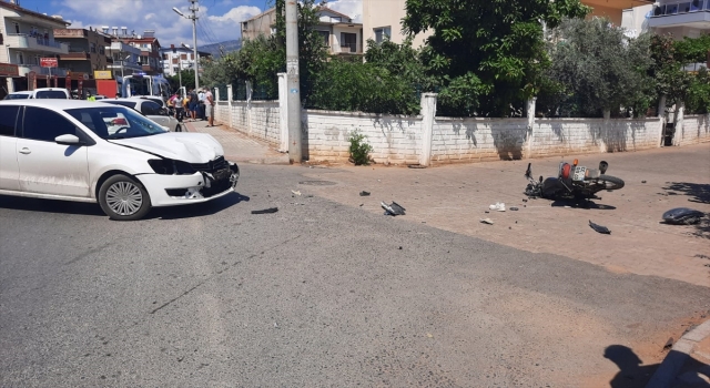 Antalya’da trafik kazası: 2 yaralı
