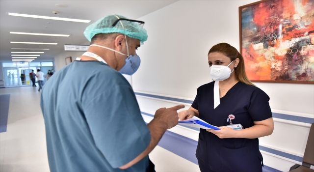 KOVİD19 HASTALARI YAŞADIKLARINI ANLATIYOR ”Bu geceyi de atlatır mıyım?’ dediğim gecelerim oldu”