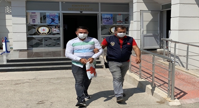 Mersin’de evlilik vaadiyle dolandırıcılık yaptığı iddia edilen zanlı yakalandı