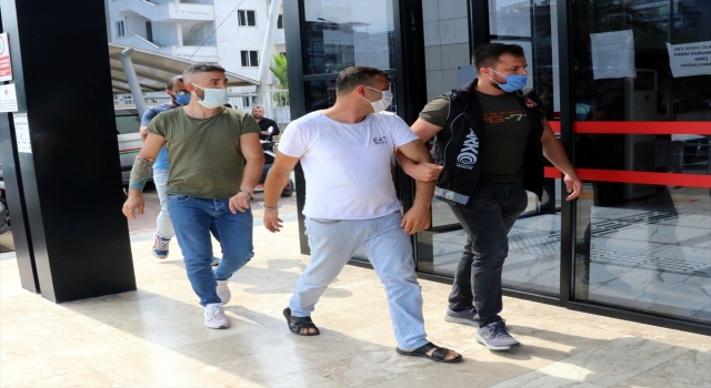 Antalya’da uyuşturucu operasyonunda 4 kişi yakalandı