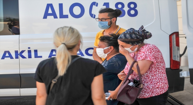 Antalya’da motosikletiyle kaza yapan sağlık çalışanı hayatını kaybetti