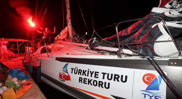 Dört denizi geçen yelken sporcusu Tolga Pamir, İskenderun’a ulaştı