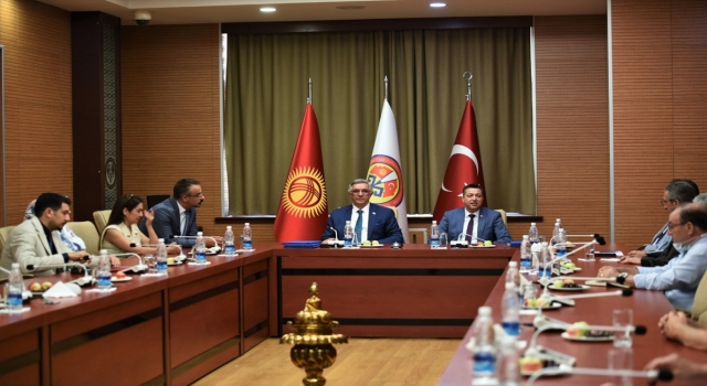 Osmaniye Korkut Ata Üniversitesi ile KırgızistanTürkiye Manas Üniversitesi arasında akademik iş birliği protokolü imzalandı