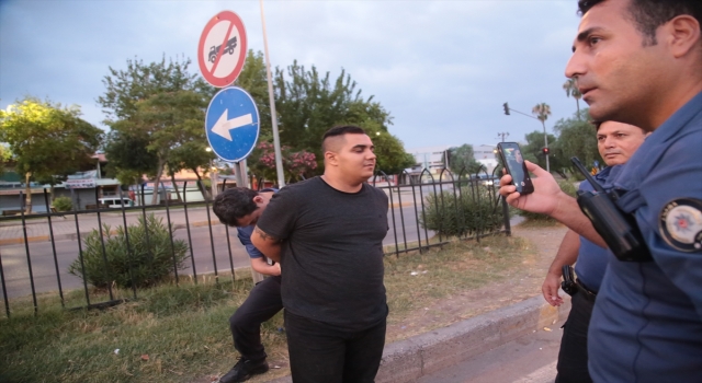 Adana’da kovalamacayla yakalanan iki şüpheliden birinin çelik yelekli olduğu belirlendi