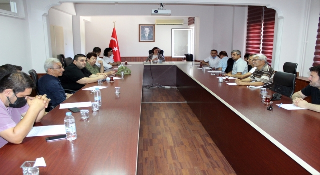 Mersin’de dernek yöneticilerine yönelik bilgilendirme toplantısı yapıldı