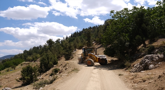 Kahramanmaraş’ta yol yapım çalışmaları devam ediyor