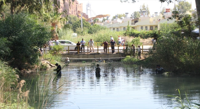 Antalya’da kaybolan 2 yaşındaki kız çocuğu için başlatılan arama çalışmaları sürüyor