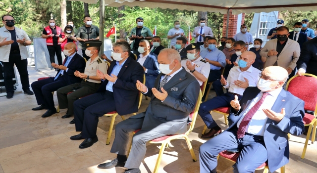 Adana ve Osmaniye’de şehitlikler ziyaret edildi