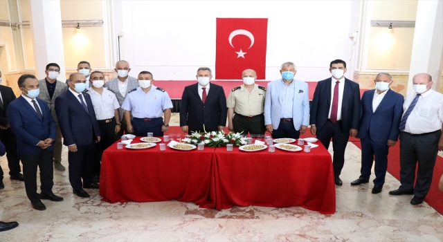 Adana’da bayramlaşma töreni düzenlendi