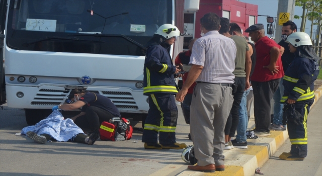 Antalya’da midibüs ile motosiklet çarpıştı: 1 ölü, 1 yaralı