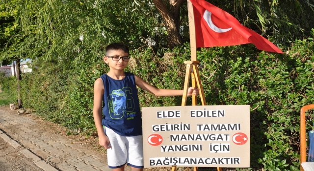 Kahramanmaraş’ta limonata satan çocuklar elde ettikleri geliri yangın mağdurlarına yollayacak