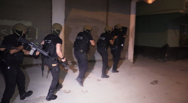 Adana’da PKK/KCK soruşturmasında gözaltı kararı verilen 29 şüphelinin yakalanması için operasyon