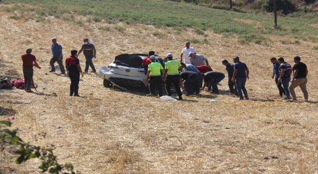 Osmaniye’de otomobil şarampole devrildi: 2 ölü, 1 yaralı