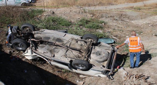 Hatay’da otomobil su kanalına devrildi: 2 ölü, 2 yaralı