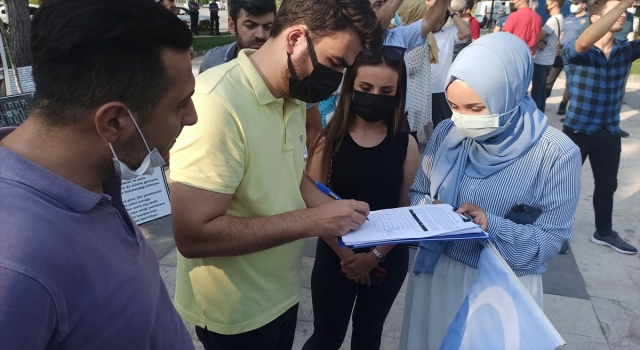Çin’in ”Doğu Türkistan” politikaları Osmaniye’de protesto edildi
