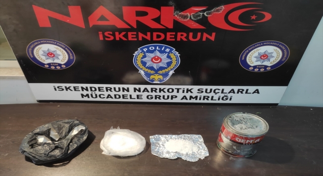 Hatay’da uyuşturucu operasyonunda yakalanan iki şüpheliden biri tutuklandı