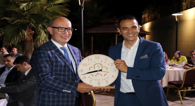 Ankara’ya atanan Silifke Kaymakamı Namık Kemal Nazlı’ya veda yemeği düzenlendi.