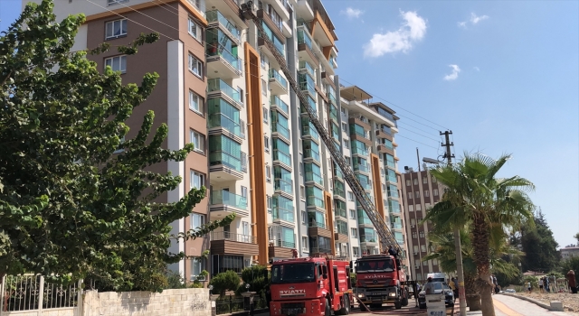 Hatay’da apartman dairesinde çıkan yangın söndürüldü