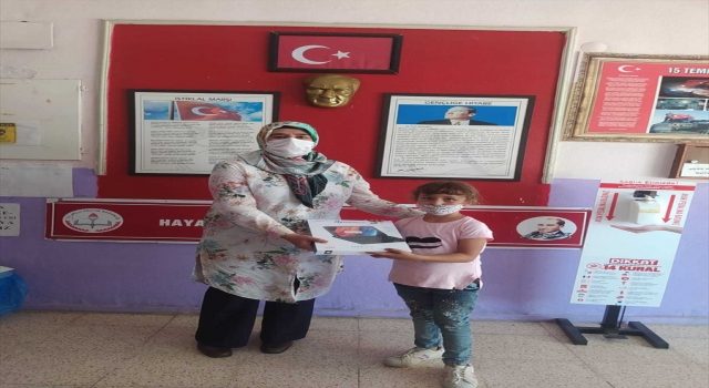 Aladağ’da yangından etkilenen öğrencilere tablet dağıtıldı