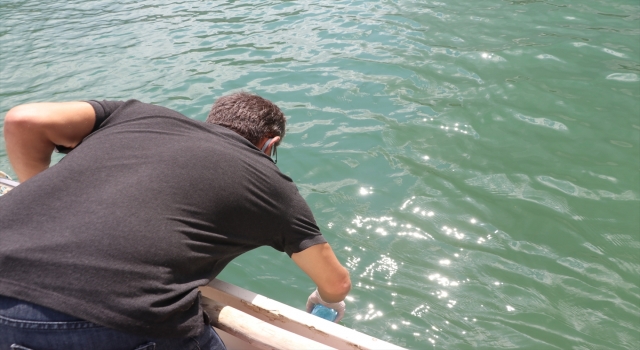 Eğirdir Gölü’nden alınan numune sonuçlarının temiz çıktığı bildirildi
