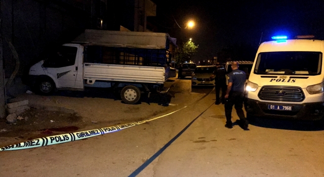 Adana’da iki grup arasındaki silahlı kavgada iki kişi yaralandı