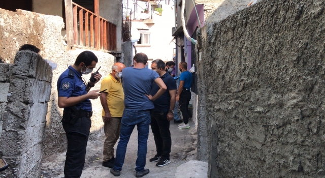 Adana’da bir kişi evinde öldürülmüş olarak bulundu